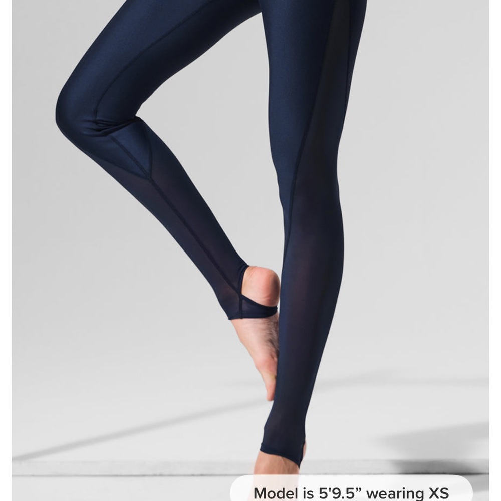 NWT ALO Yoga airlift Mesh High Waist Darling Stirrup Legging Navy size XXS - Picture 4 of 12